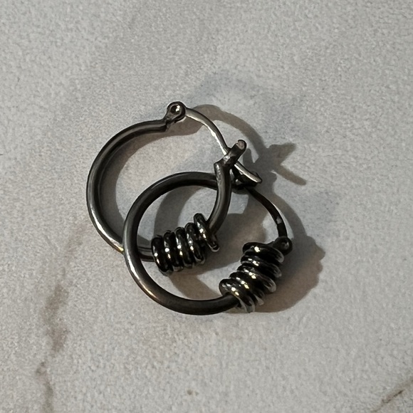 Elegant Gunmetal Silver Hoop Earrings - Picture 2 of 7